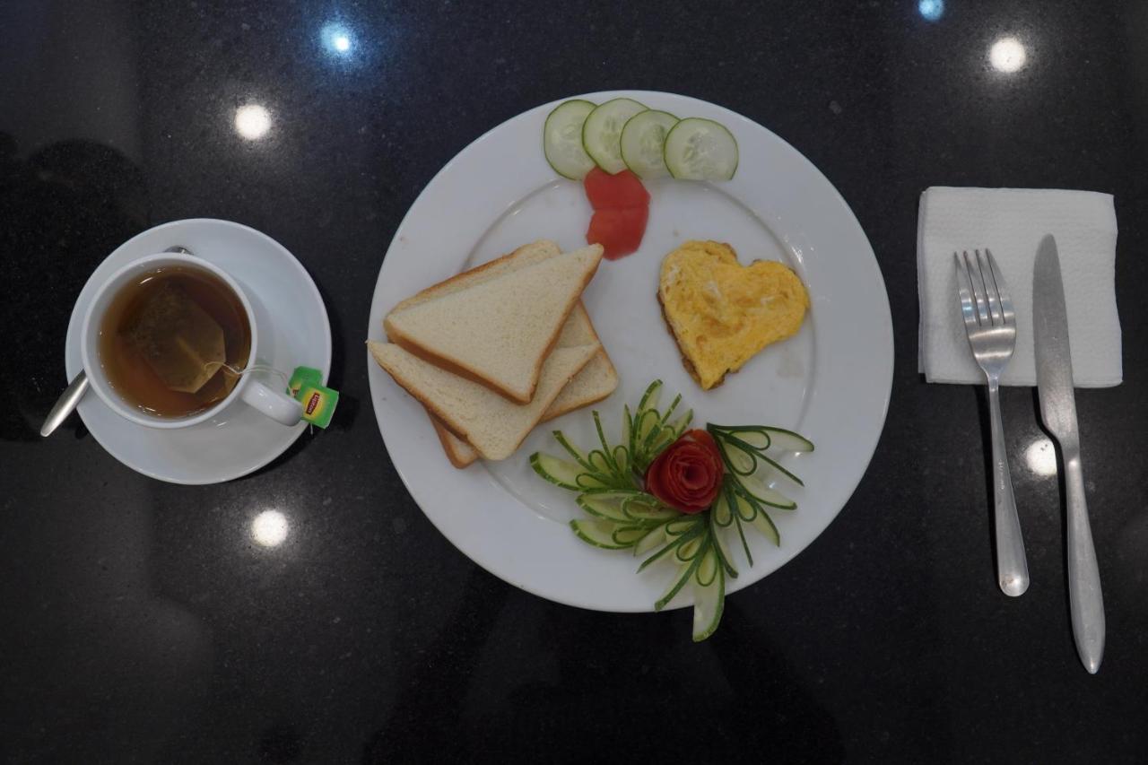 Thuc At 3Am - Hanoi Lotus Екстериор снимка